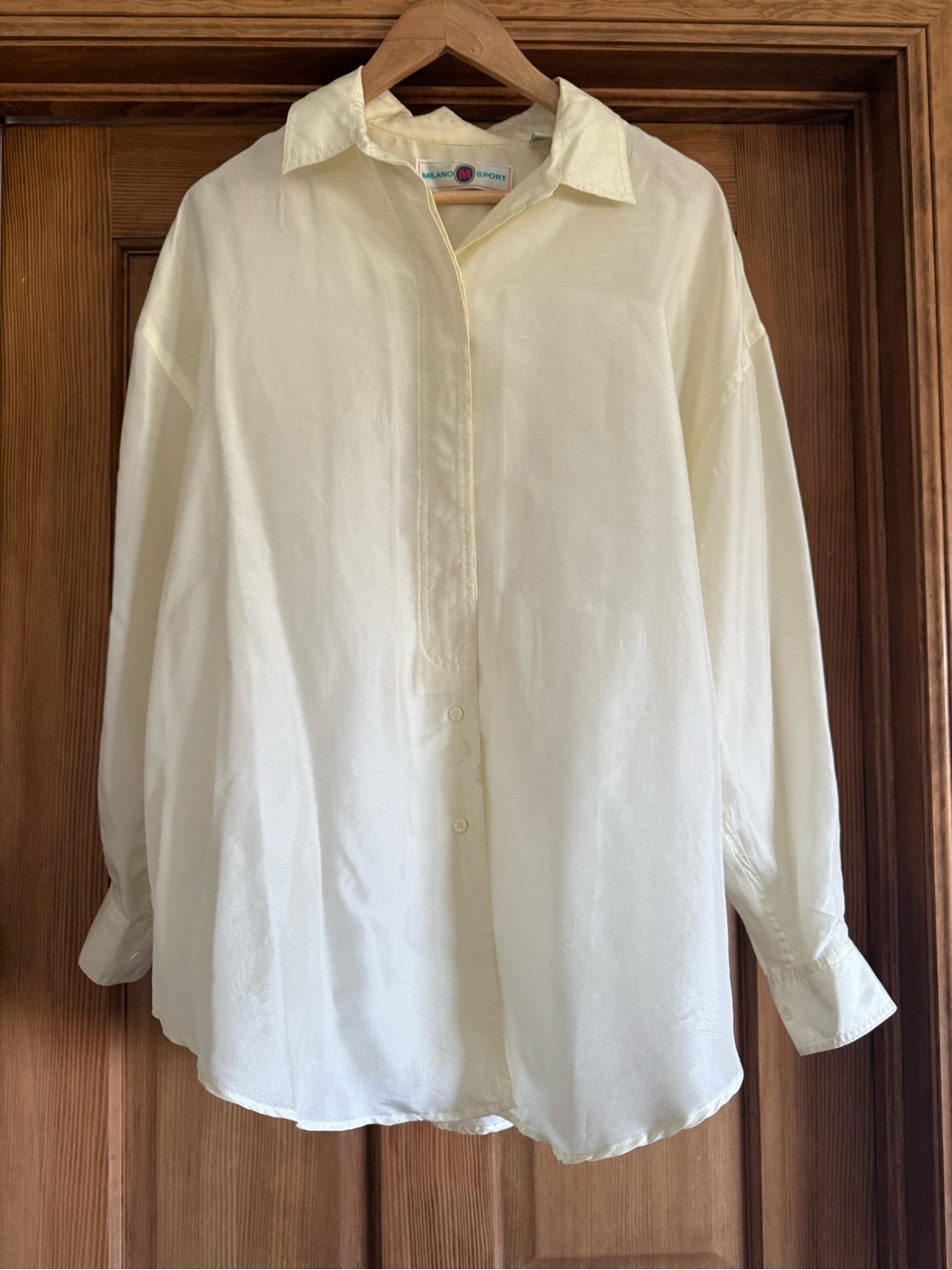 Vintage Milano Cream Button-Down Silk Relaxed Women's Shirt